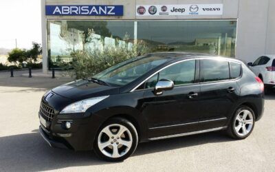 7.800€: Peugeot 3008 2.0 HDI