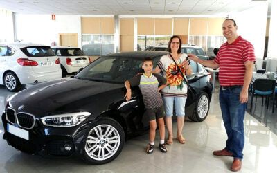 Entregamos un impresionante BMW 116D Paquete M a Carmen. ¡Cuidado, que muerde!