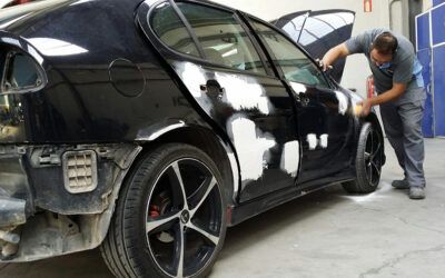 ¡Lo vamos a dejar nuevo! Trabajos de chapa y pintura a un Seat León