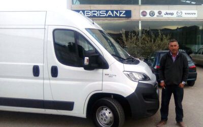 Le entregamos un potente Fiat Ducato a nuestro amigo Agustín Teruel. ¡A cargarlo a tope!