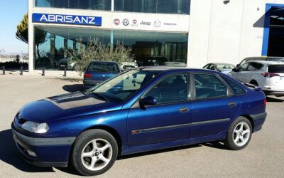 1.990€: Renault Laguna 1.8 gasolina