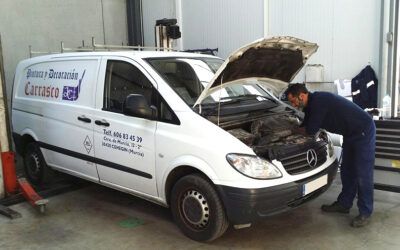 Los vehículos de Pintura y Decoración Carrasco, listos para seguir trabajando