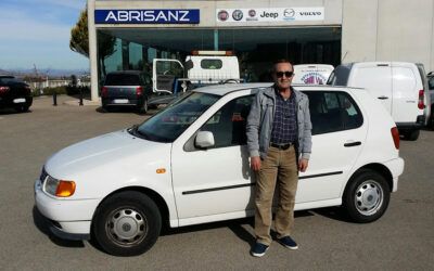 Los Reyes Magos le traen un bonito Volkswagen Polo a Luis Miguel, de Alicante