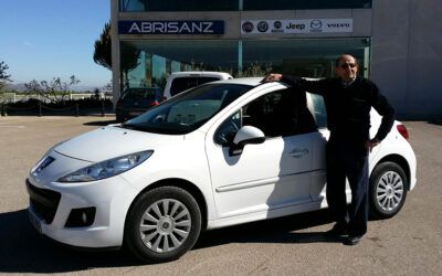 Un chulísimo Peugeot 207 HDI para nuestro amigo Jesús. ¡No le pises mucho… jijiji!