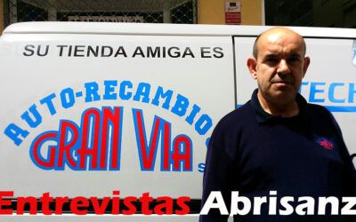 Miguel de Moya: «Cuando volví de la Mili encontré cerrado el taller donde trabajaba, y monté la tienda de recambios»