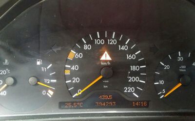 Mercedes E 300D: 1.900€