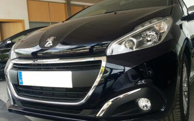 13.700€: Peugeot 208 Style 1.6 100CV ‘K.0’