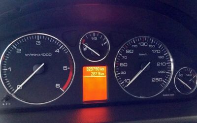 2.200€: Peugeot 407 SW 2.0 HDI 136CV