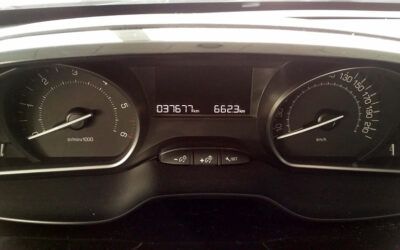 12.800€: Peugeot 208 Style 1.6 BHDI 100CV ‘K.0’