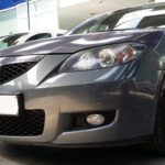 Luces extrañas, en el cuadro de un Mazda 6