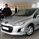 Entregamos este Peugeot 308 a uno de nuestros muy buenos amigos. ¡Que lo disfrutes, Pedro!