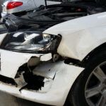 Esto es lo que pasa cuando una moto impacta contra un coche. #AudiA3
