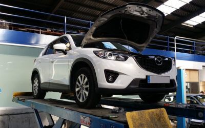 Cambiamos el filtro y el aceite de la caja de cambios automática de un Mazda CX5