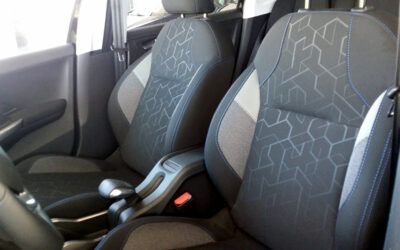 13.300€: Peugeot 2008 Style 1.2 P-TECH 82CV